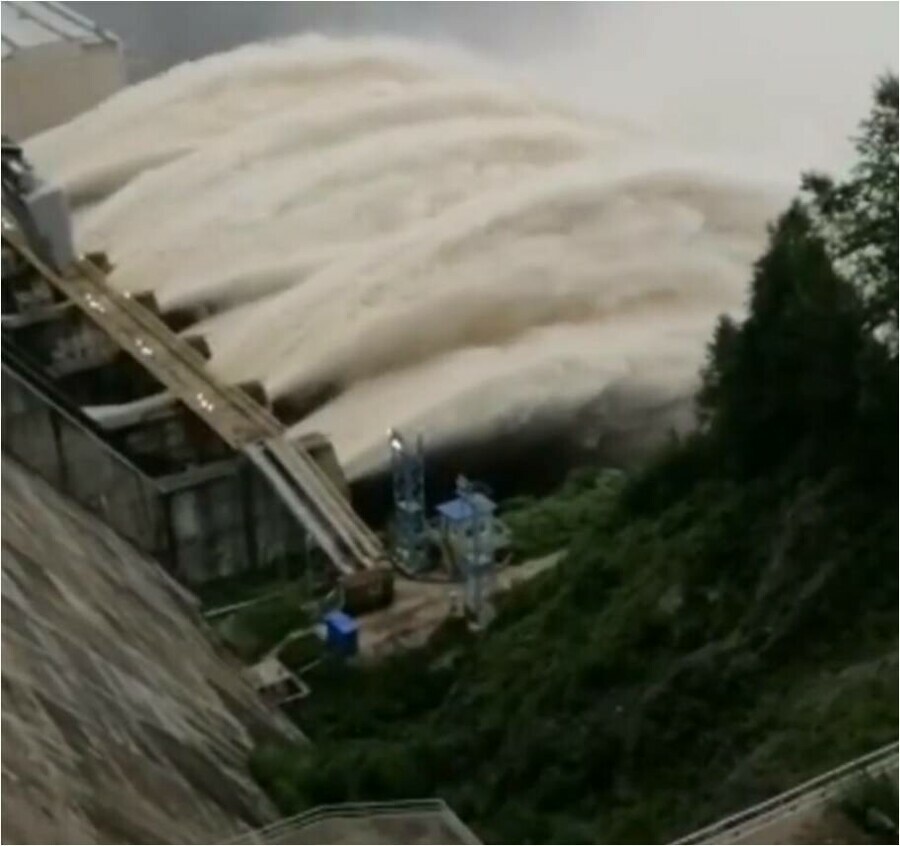 Уровень воды в Зейском водохранилище поднимается видео
