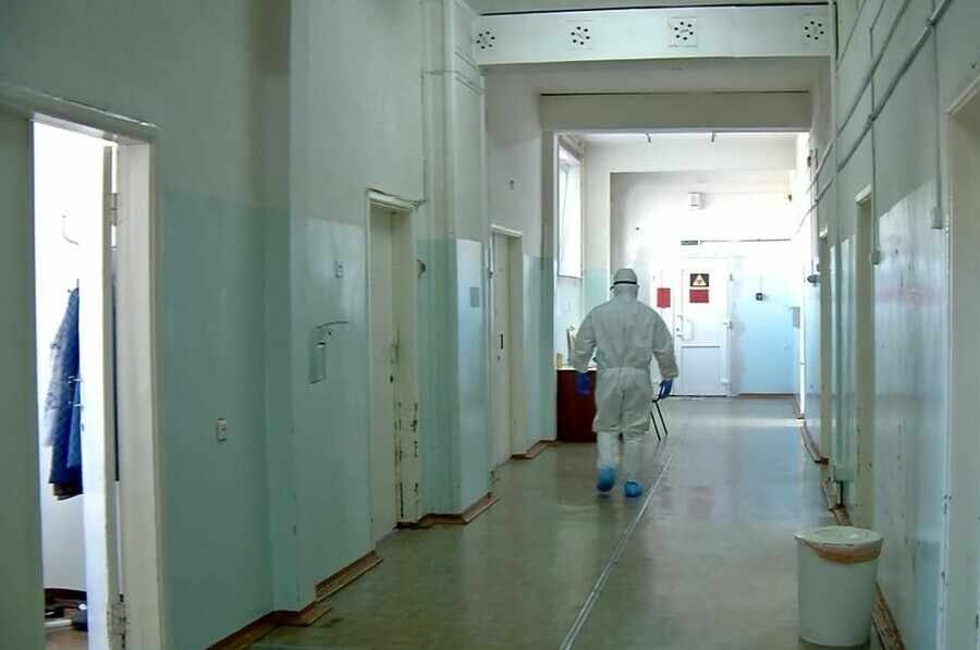 В Благовещенске от COVID19 скончалась известный гинеколог в Райчихинске умерла медсестра