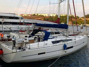 В Севастополе нашли яхту которую россияне угнали с Карибов в Россию