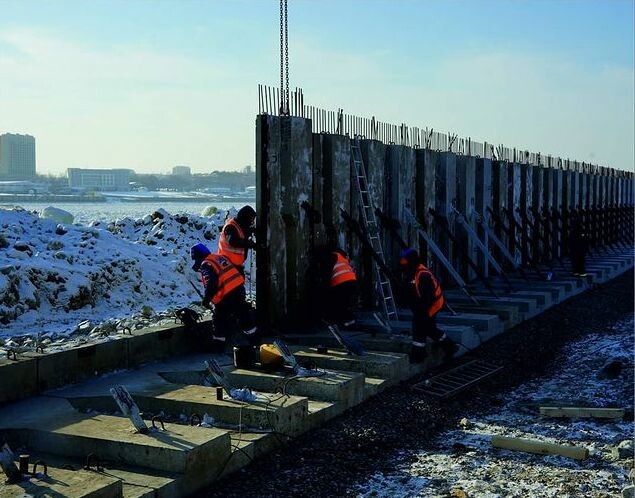 Население благовещенска 2024. Набережная Благовещенск 2024. Берегоукрепление реки Амур. Протяженность набережной в Благовещенске. Строительство набережной реки Амур 2022.