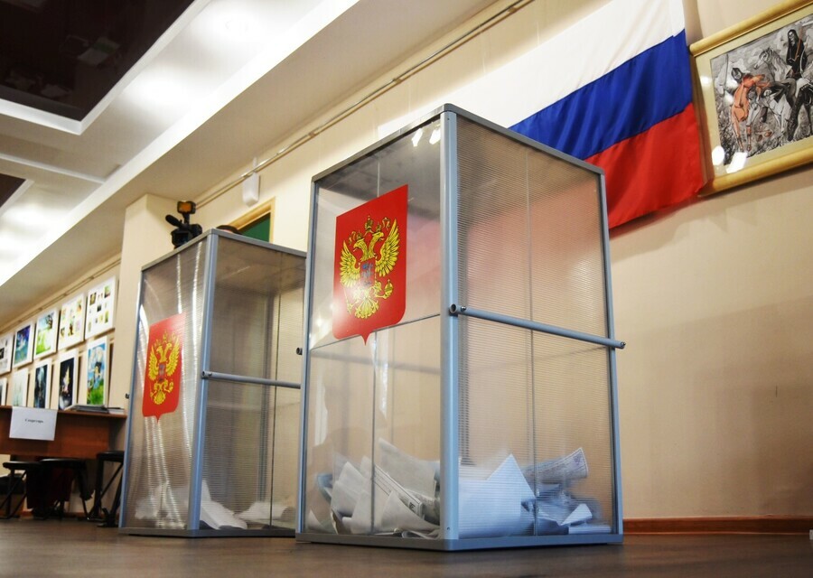 Эксперты 54  россиян допускают голосование за Единую Россию