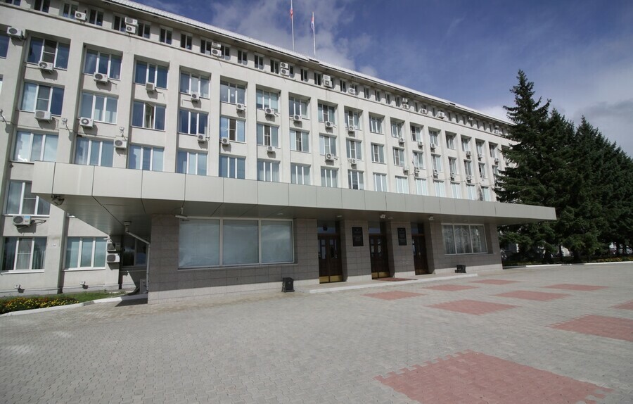Губернатор утвердил 11 членов Общественной палаты Амурской области VI созыва