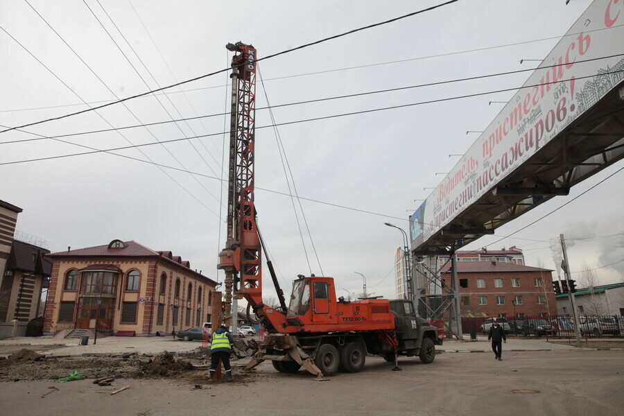 В столице Приамурья стартовала дорожная кампания Когда устранят просадку на Театральной  Северной 