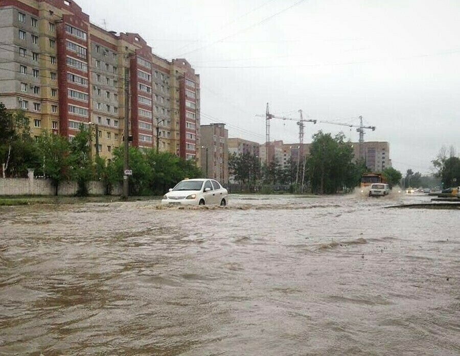 С тополями было лучше горожане спросили мэра о подтоплении Благовещенска