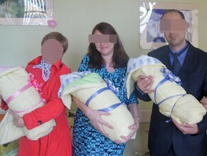 Жуткая трагедия во Владивостоке обезумевшая мать тройняшек зарезала мужа и детей а после пошла в кино