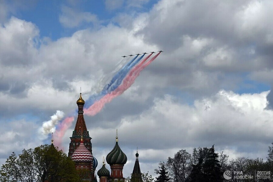 Погода может повлиять на воздушную часть парада Победы в Москве