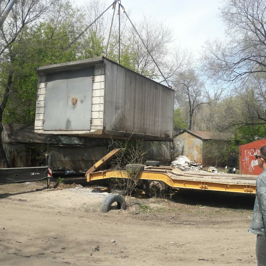 Вознесенское кладбище Благовещенска начали принудительно освобождать от незаконных гаражей