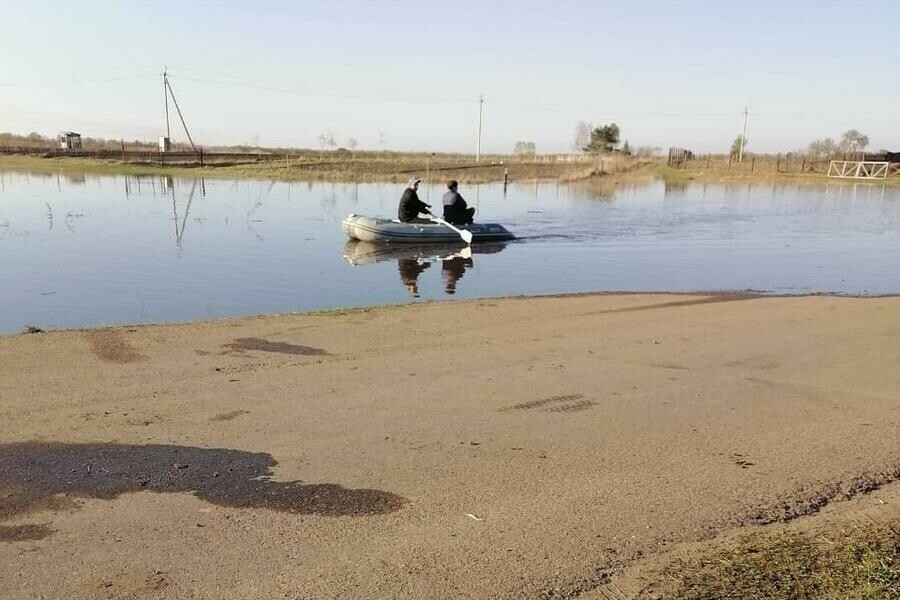 В одно из сёл Амурской области зашла вода фото видео