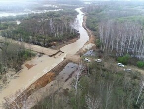 Размытые дороги и садовые участки в Амурской области бушует паводок