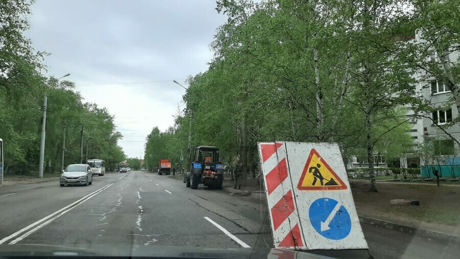 Ямы на Калининском кольце плохие дороги микрорайона и большегрузы разбивающие покрытие что говорят власти о ремонте дорог