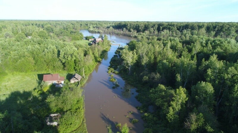 Дороги Амурской области продолжают уходить под воду