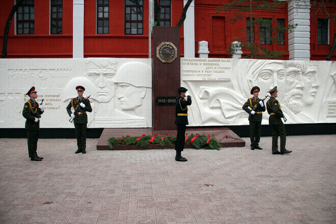 Благовещенск и Райчихинск не получили почетное звание Город трудовой доблести