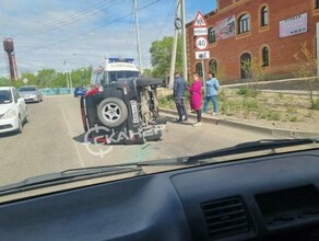 В Чигирях от удара лег на бок внедорожник ОБНОВЛЕНО