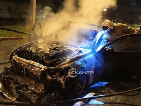 Позапрошлой ночью бегали люди с битами и разбитыми лицами В Благовещенске сгорел Lexus видео