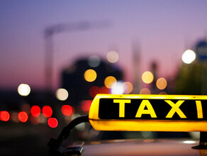 В Приамурье расширили цветовую гамму для легального такси и снизили налоги для автобусных перевозок