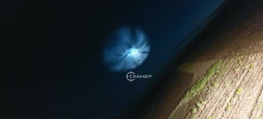 Странное явление заметили жители Амурской области в небе ночью фото
