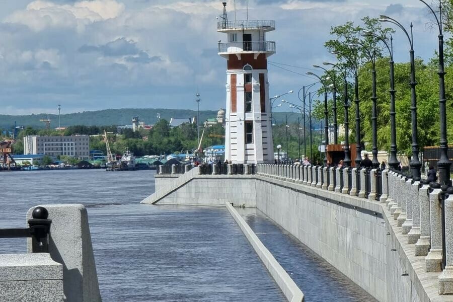 В Благовещенске определены места отдыха у воды но купаться там нельзя Почему