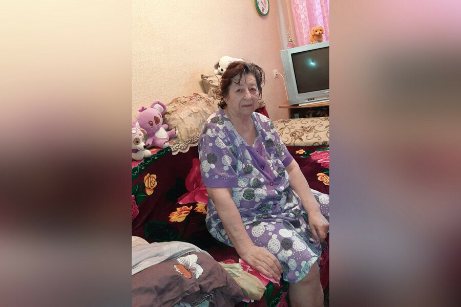 Как после погрома Амурчанку пытаются переселить в квартиру с разбитыми окнами 