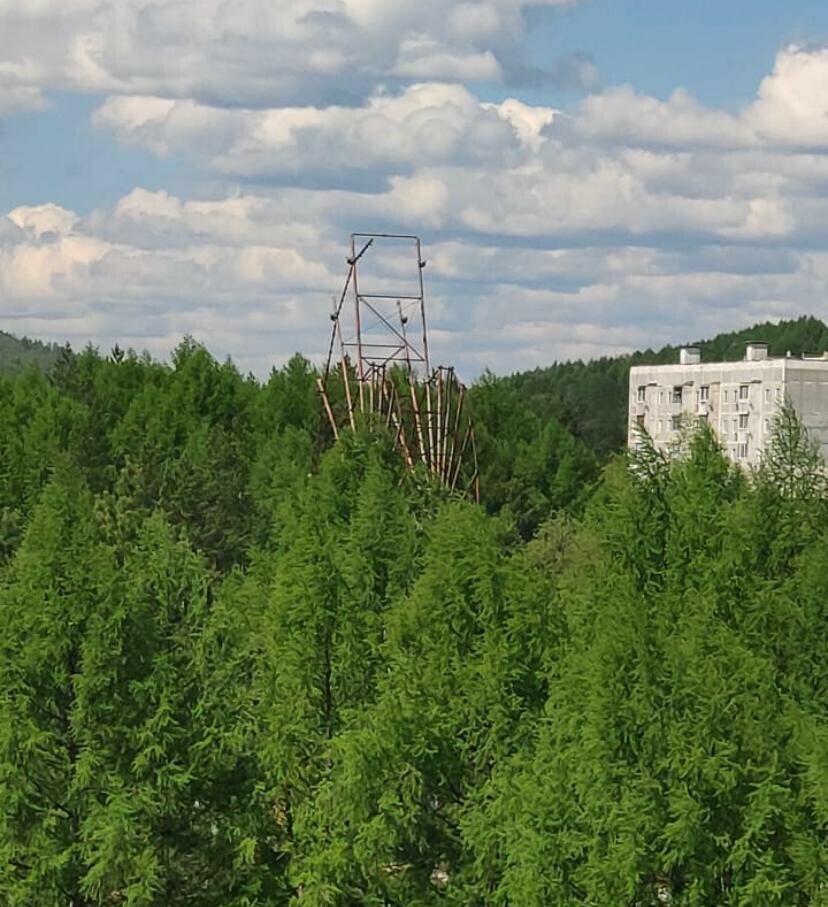 В амурском городе демонтируют колесо обозрения