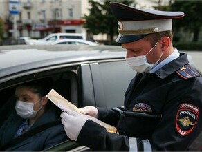 Сотрудников ГИБДД обяжут возвращать документы водителю если в них вложены деньги