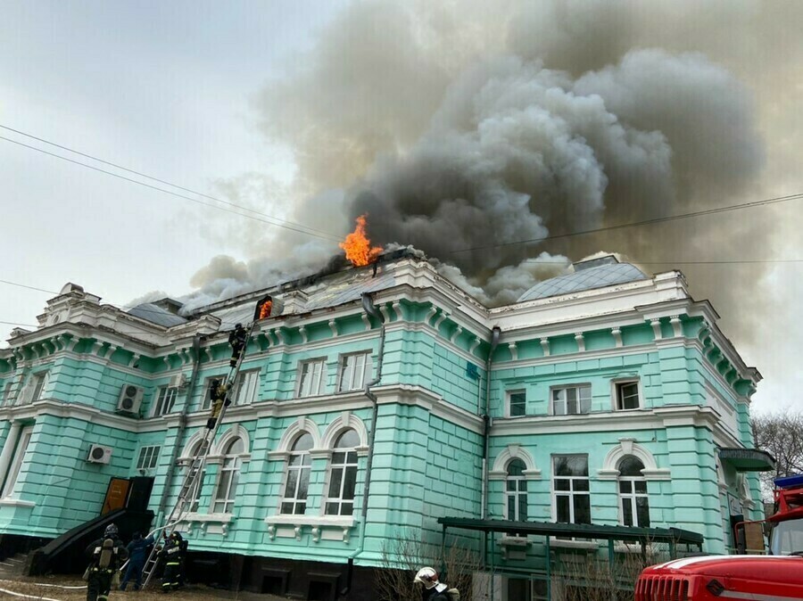 Путин подписал указ о награждении медиков проводивших операцию во время пожара в Благовещенске