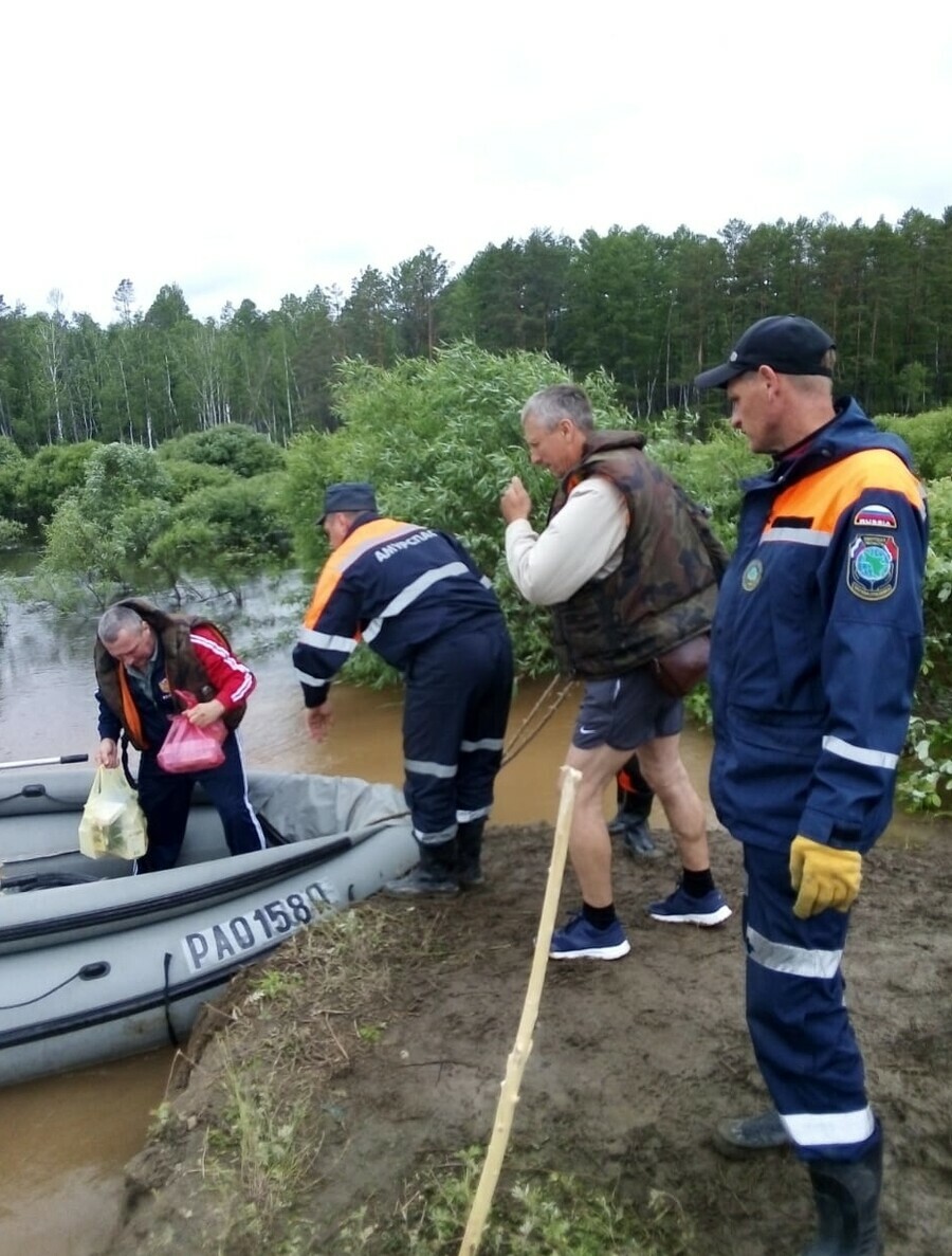 На севере Амурской области началась эвакуация фото