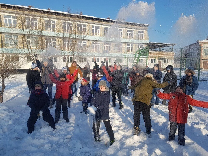 Шоу Танцы съемки клипа и средневековые бои  чем развлечь детей в новогодние каникулы