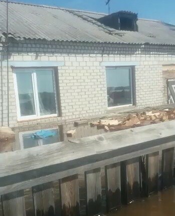 Вода по окна в Амурской области тонет село Черняево фото видео