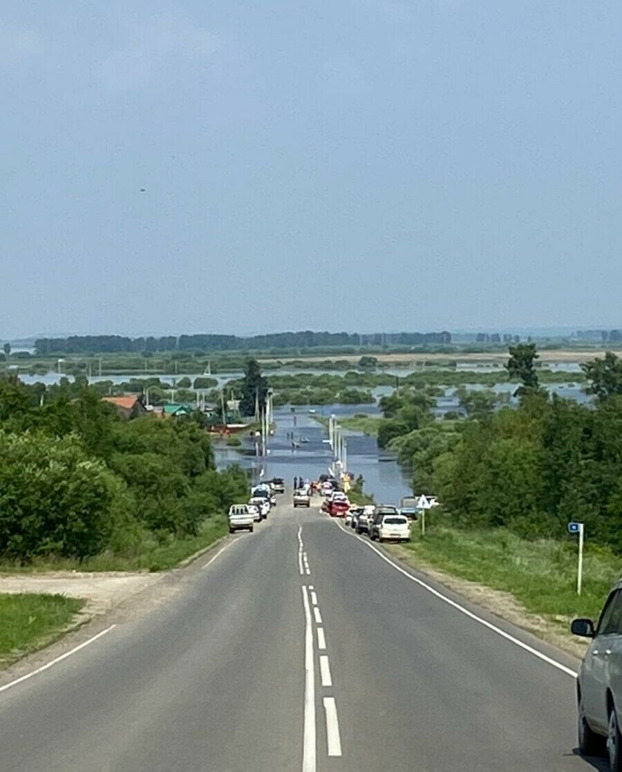 Сводка уровней воды на 1400 26 июня Амур от Бибиково до Поярково растет