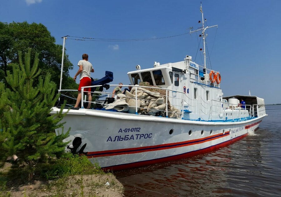 В Сергеевку Благовещенского района отправилось 5 катеров для доставки помощи и эвакуации людей