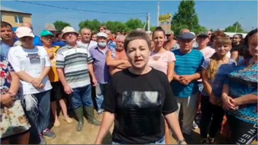 Жители Владимировки обратились к Владимиру Путину Они просят построить дамбу