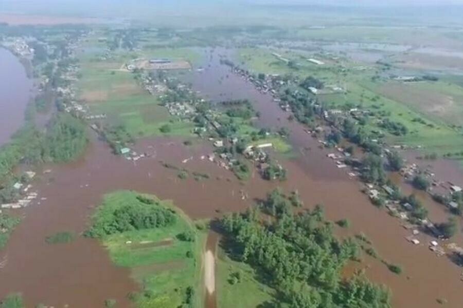 Амурское село которое почти полностью затопило освобождается от воды видео с квадрокоптера