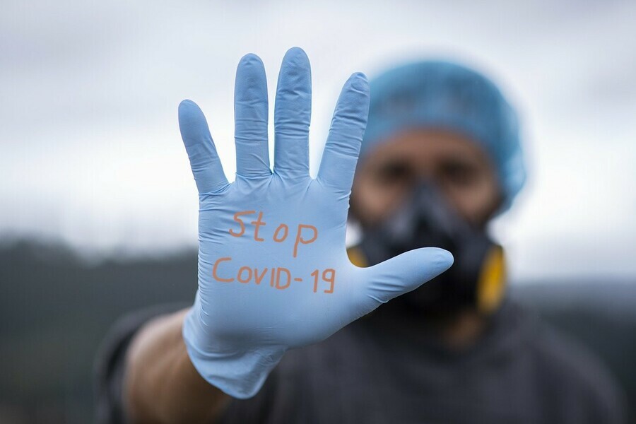 Врач назвал странурассадник новых мутаций COVID19