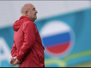 Главного тренера сборной России по футболу Станислава Черчесова отправили в отставку 