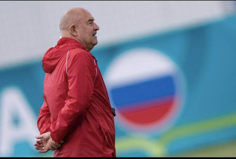 Главного тренера сборной России по футболу Станислава Черчесова отправили в отставку 