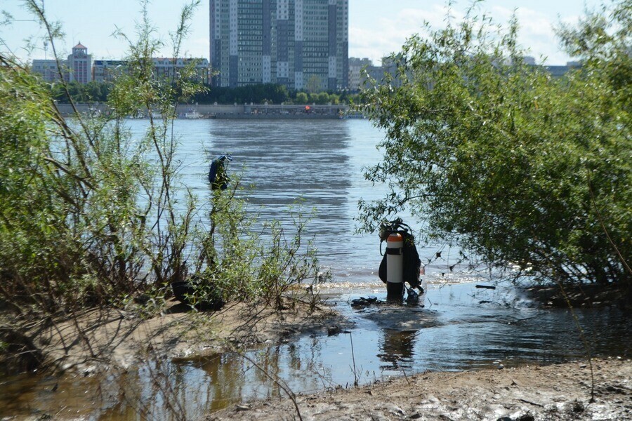 В Благовещенске в Амуре ищут тело подростка фото