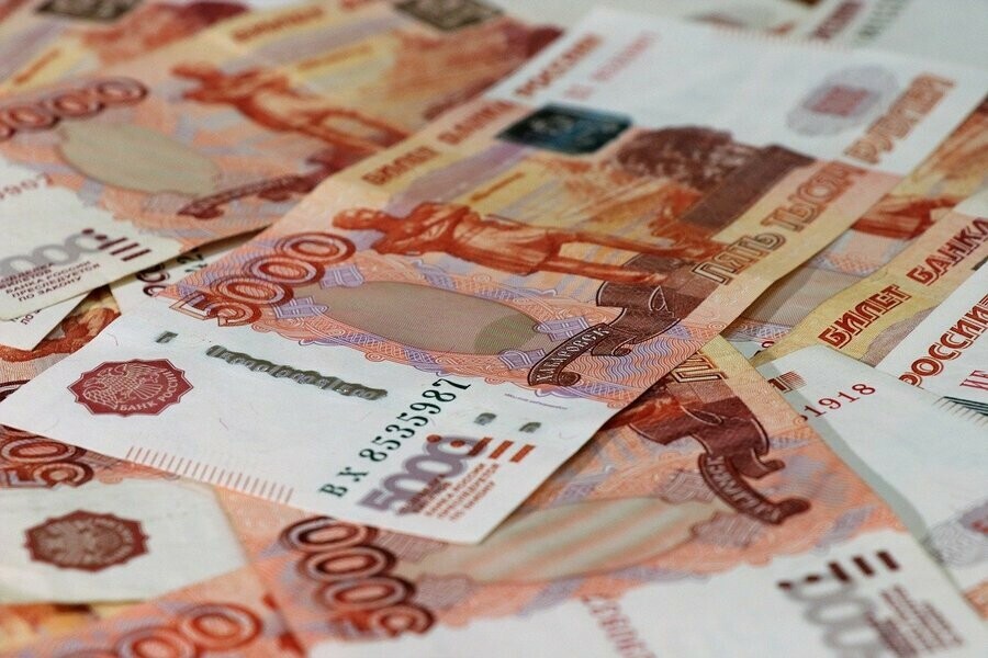 Амурчанка незаконно получая две пенсии нанесла Минобороны ущерб на миллион рублей