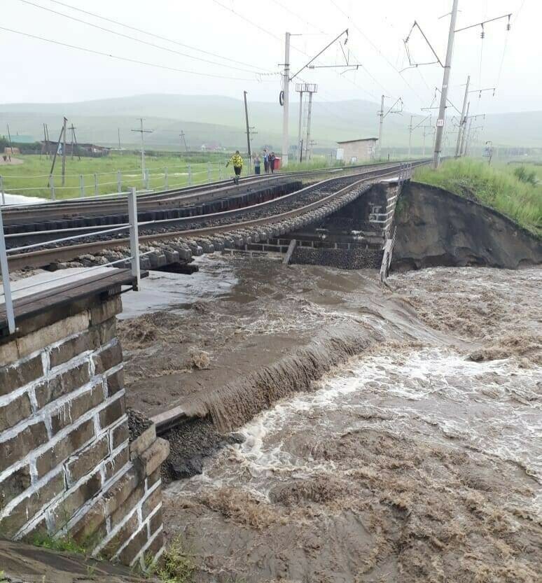 Изза обрушения жд моста в Забайкалье отменены поезда сообщением Чита  Благовещенск