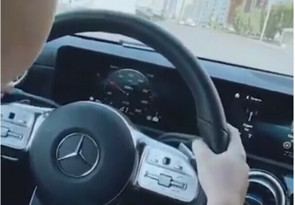 Восьмилетний ребенок катал отцаблогера по Москве на машине видео