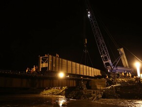 В Забайкалье восстановили первое пролетное строение рухнувшего жд моста на Транссибе фото