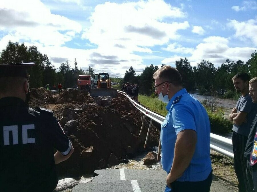 Дороги в сразу пяти районах Приамурья пострадали от сильных дождей