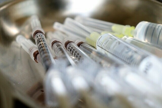 В Краснодаре объяснили смерть семьи после прививки от COVID19