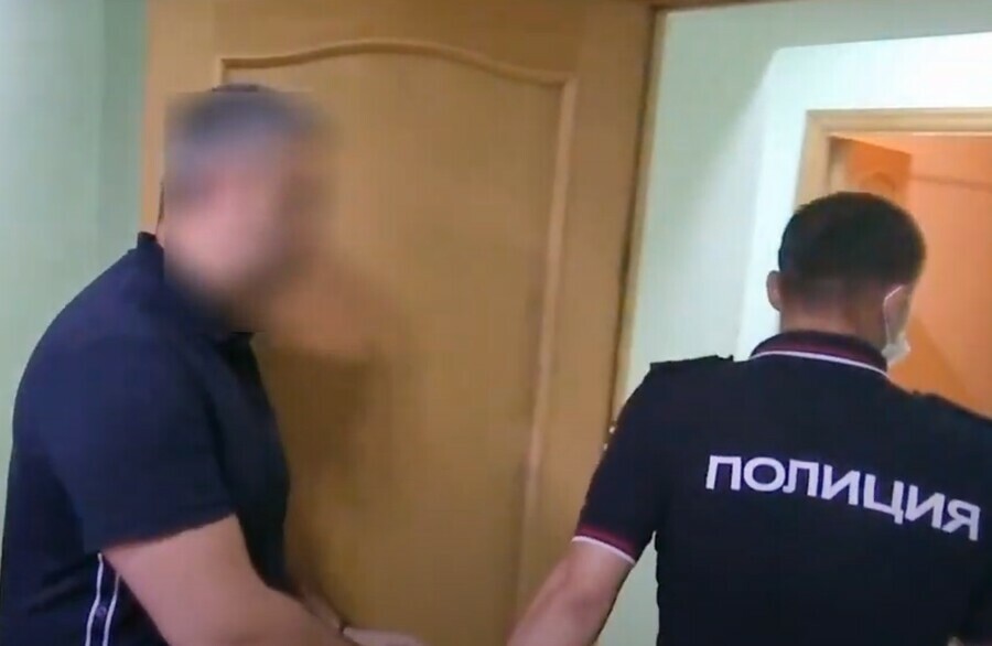 В Благовещенске заключен под стражу бизнесмен который пытался дать миллион сотруднику ФСБ видео