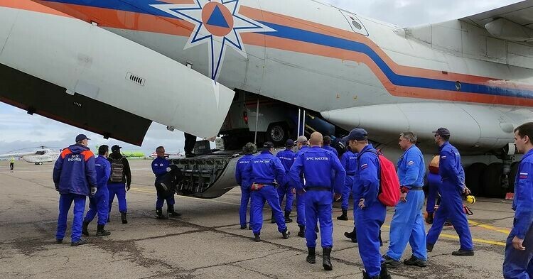 В Приамурье прилетели 70 спасателей Центроспаса и столько же с Камчатки