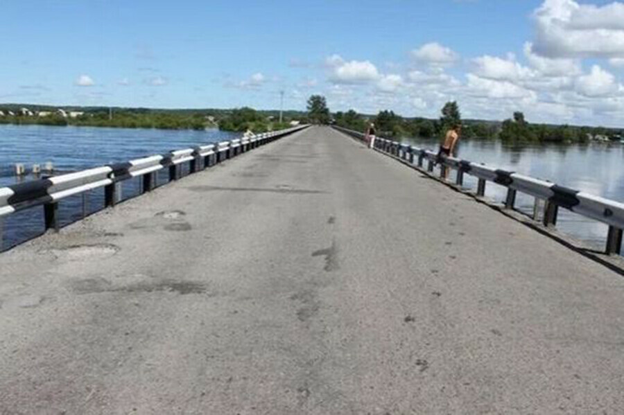 В Приамурье возобновилось движение по мостам между Белогорском и Серышевским районом 