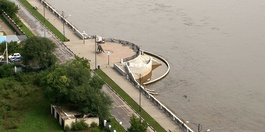  В Благовещенске снова начали расти уровни воды в Амуре и Зее