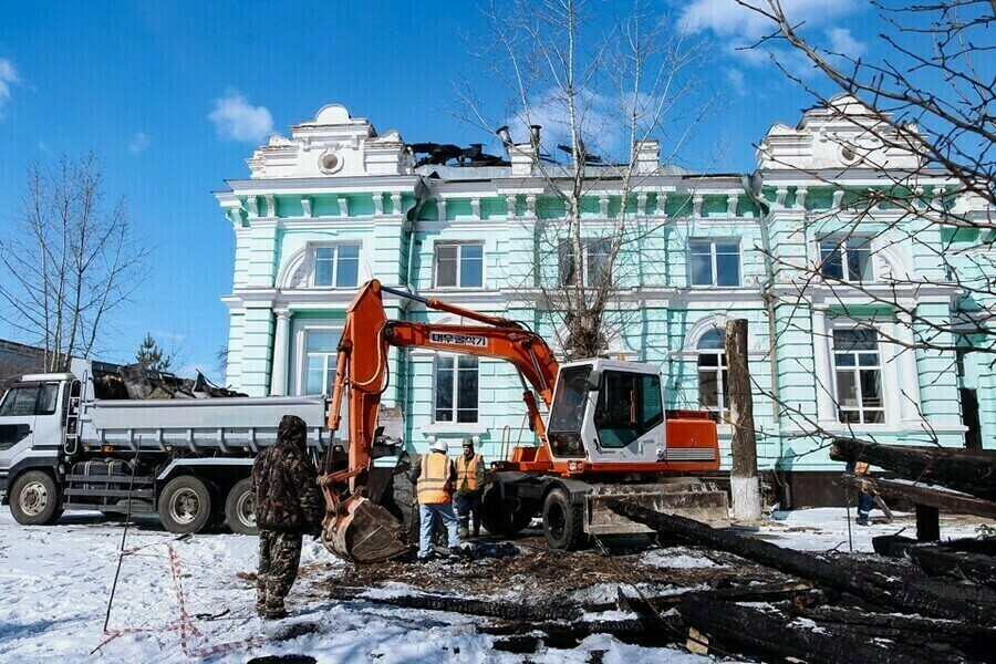 В Благовещенске законсервировали здание горевшего кардиоцентра Как его собираются использовать