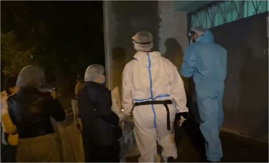 В Москве расследуют причины смерти бабушки и внучки после того как они съели арбуз