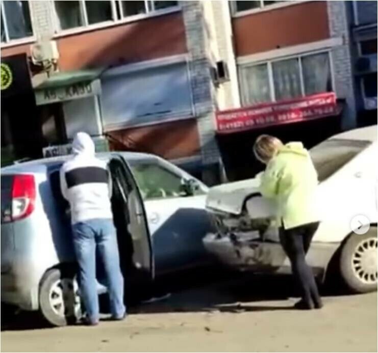 В Благовещенске стали известны подробности ДТП с 8 автомобилями в центре города