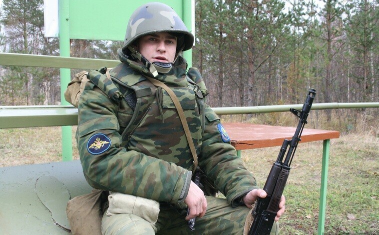 В России предложили вернуть двухгодичную службу в армии